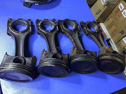 (620) Bmw  M43  Piston Ve Kolları 1721592