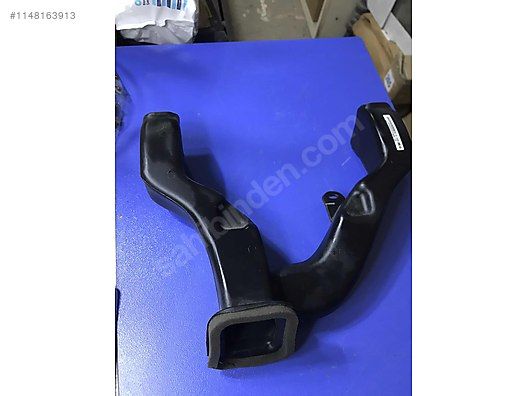 (698)Renault Fluence Torpido Arka Havalandırma Borusu 687940002R