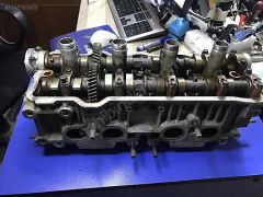 (594)TOYOTA CAMRY 5S 2.2 ENJEKSİYONLU SİLİNDİR KAPAĞI