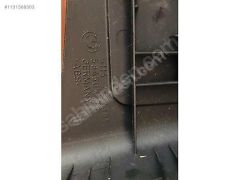 (14)BMW E90 3 Serisi  Arka Orta Konsol AC Havalandırma Izgarası
