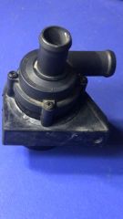 (30)Audi A4 A5 Q5 1,8 2,0 Tfsi 2008- Su Pompası 06H965561