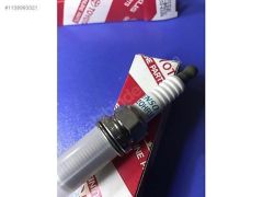 (62 TOYOTA 1 ADET 90919-01247 DENSO FK20HR11 Buji İridyum