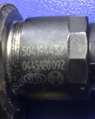 (98) New Holland İVECO ENJEKTÖR BOSCH ORJİNAL 504194432 504194432