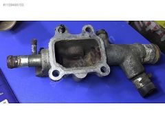 (108)Mazda Capella termostat flanşı kapağı 626 GE FSN51517ZE