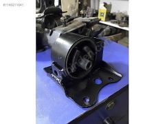 (166) Nissan ALMERA Motor Takozu 112204M412