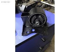 (166) Nissan ALMERA Motor Takozu 112204M412