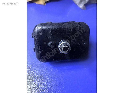 (177) SUZUKI JIMNY SIERRA TAKOZ 11610-80000