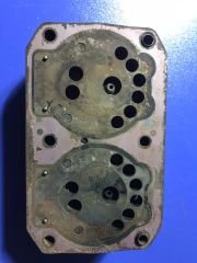 (236) KNORR KOMPRESÖR ÜST KAPAK K023570