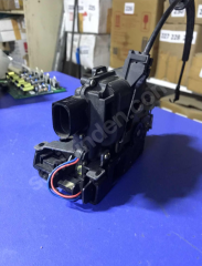 (358A) VW Seat Skoda kapı kilidi ön sağ 3B1837016C
