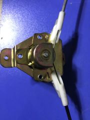 (1012) HYUNDAİ EXCEL CAM KİRKOSU ARKA SAĞ 1990,1994,83402-24500