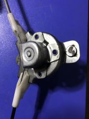 (1014) HYUNDAI ACCENT 02-06 SOL ÖN KAPI CAM KRİKOSU 82401-25000