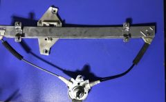 (1014) HYUNDAI ACCENT 02-06 SOL ÖN KAPI CAM KRİKOSU 82401-25000