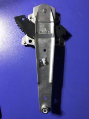 (1021) Hyundai Getz 02-08 Sağ Arka Cam Krikosu 83404-1C010