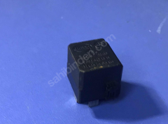 (974) HELLA MERCEDES RÖLE A0025421319 A002 542 13 19