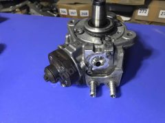 (975) BMW BOSCH N47 E60 E61 520d 0445010510 Yakıt Pompası