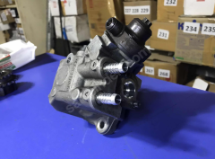 (975) BMW BOSCH N47 E60 E61 520d 0445010510 Yakıt Pompası