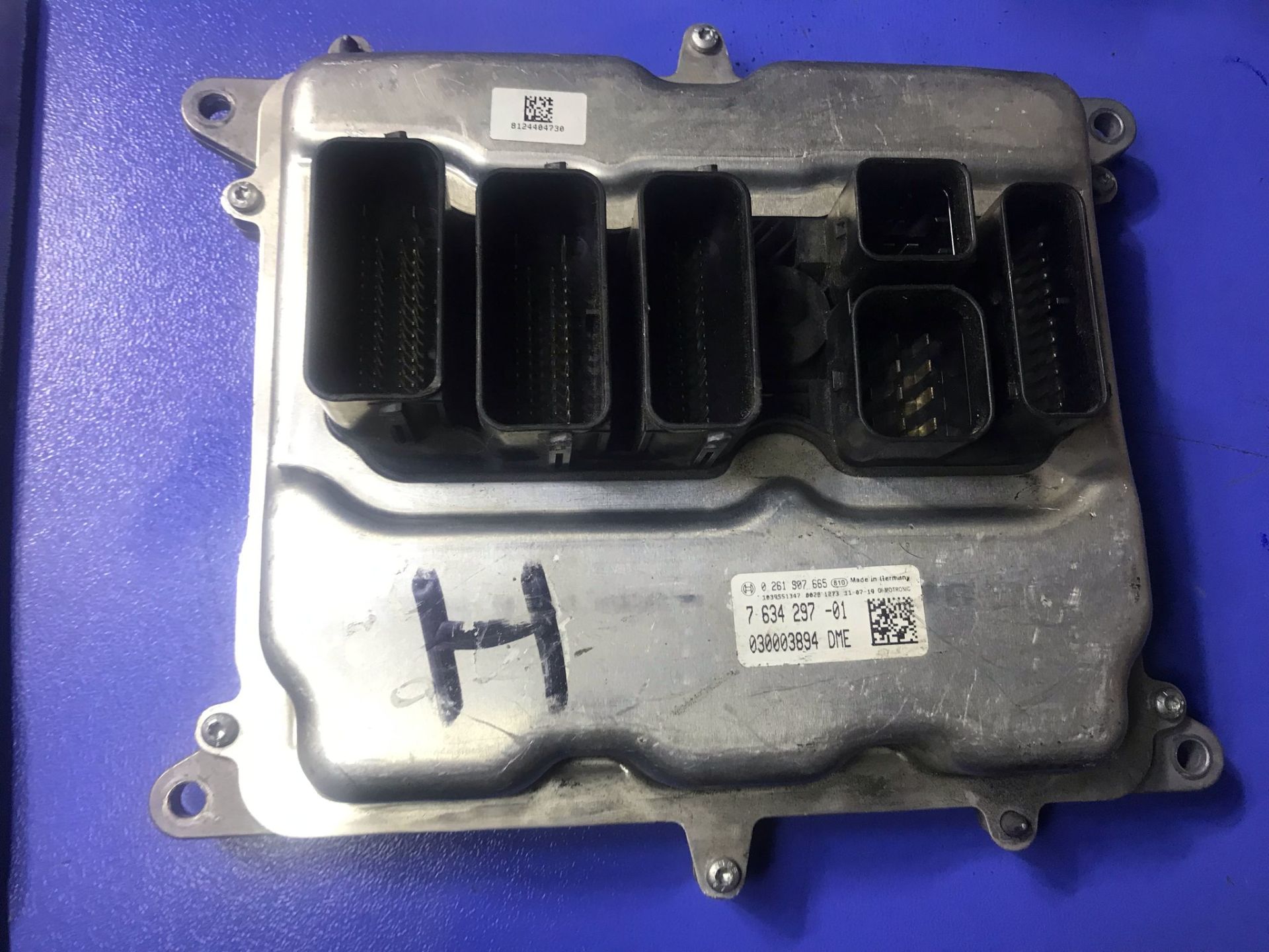 (1031) BMW F20 F30 Motor Beyni 7634297 0261S07665 7634297-01
