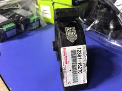 (1046) TOYOTA LEXUS Motor Takozu 1236116270