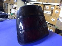 (1051) BMW E34 SİYAH SOL STOP