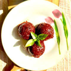 Adana Biber Salçası 2 kg 300 gr (Güneşte Pişmiş)