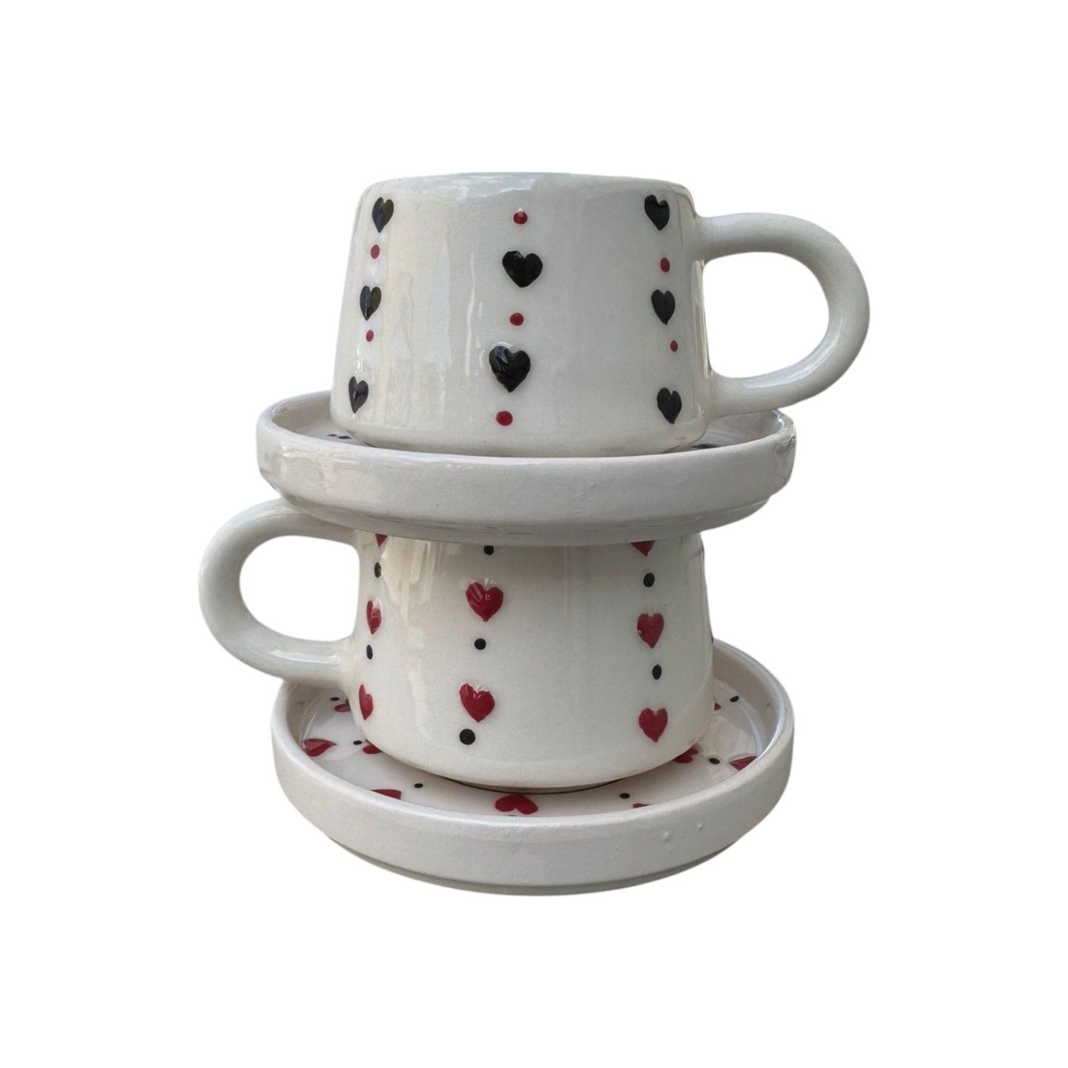 Kırmızı ve Siyah Kalp Desenli 2 Adet El İşi Seramik Klasik Kazan Tabaklı Kupa