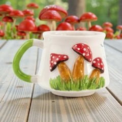 Kabartma Mantar Desenli Seramik Kupa