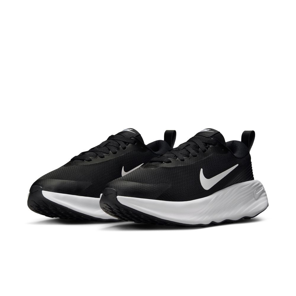 W NIKE PROMINA