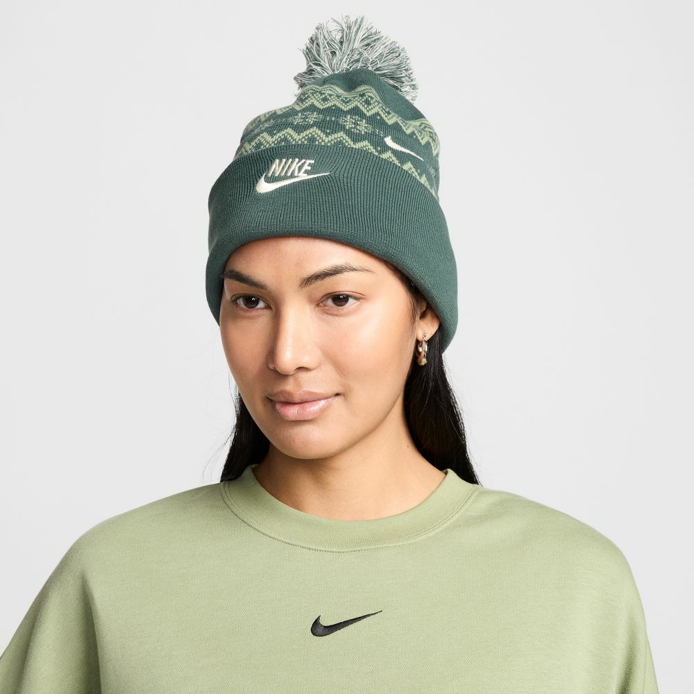 U NK PEAK BEANIE SC HOL24 L