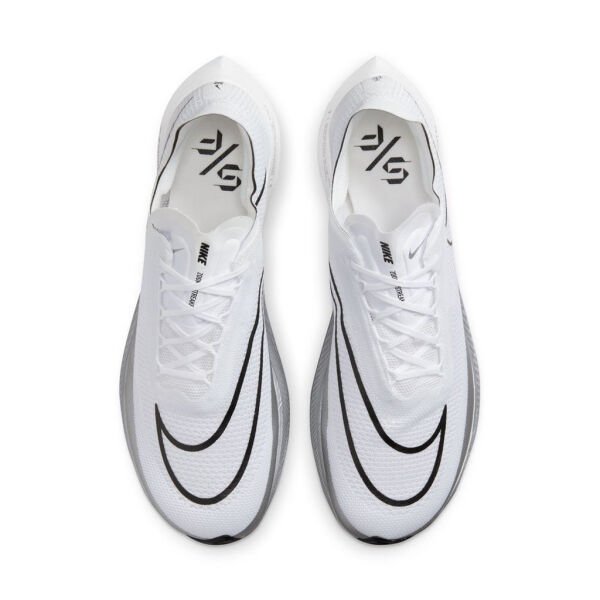 NIKE ZOOMX STREAKFLY