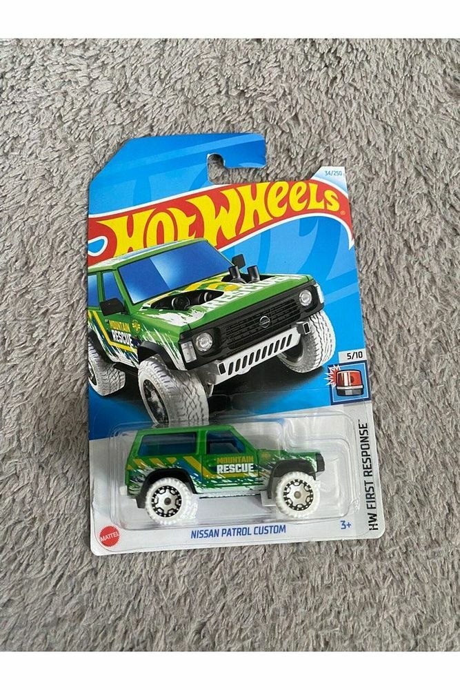 HOTWHEELS NISSAN PATROL CUSTOM 2024 HTC89