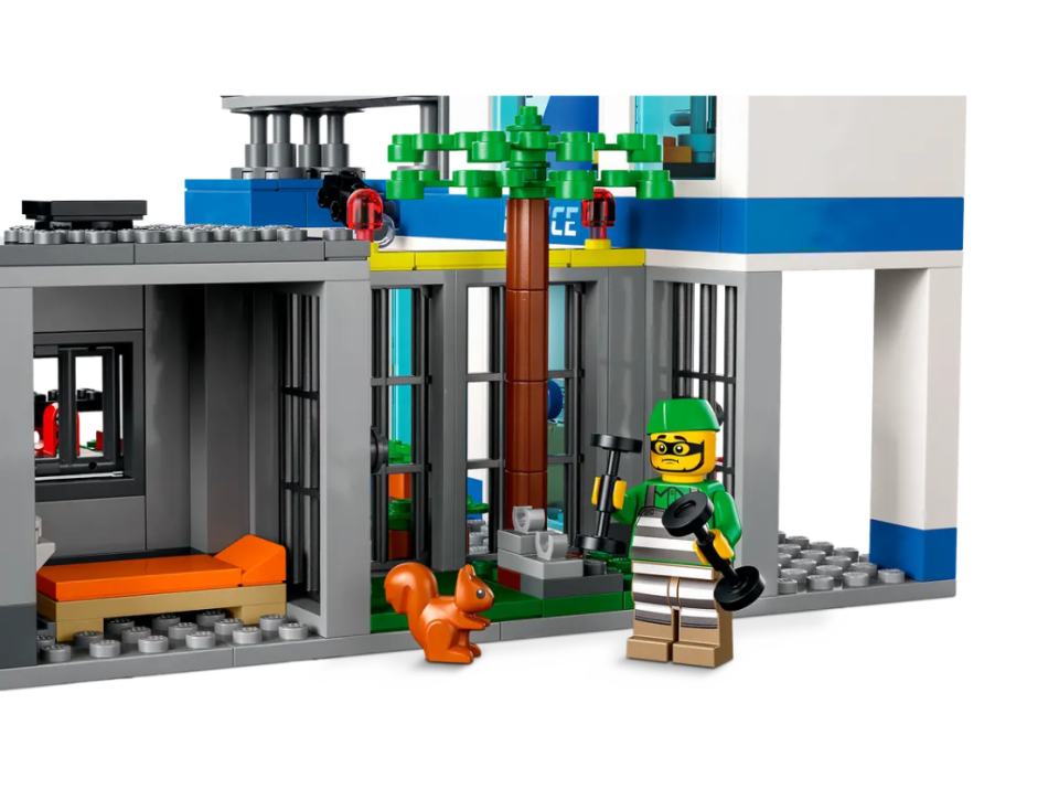 LEGO City Polis Merkezi (60316)