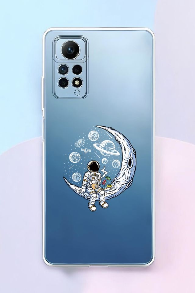 Redmi Note 12 Pro Uyumlu Keyifli Astronot Desenli Premium Silikonlu Şeffaf Telefon Kılıfı