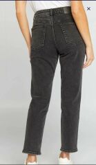 Siyah Önden Düğme detaylı mom fit jean 42