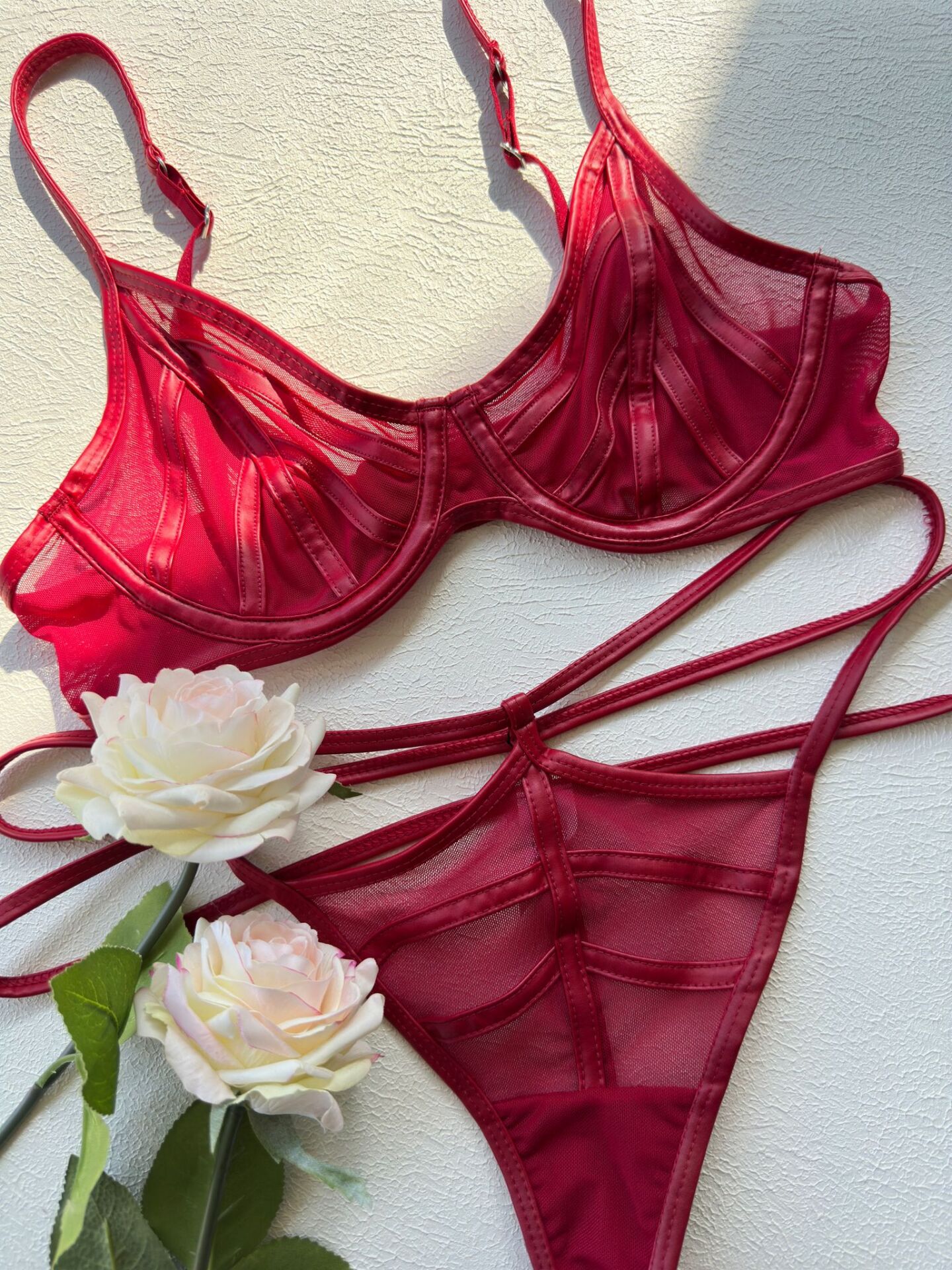 Kırmızı Deri Detaylı Tül Ultra soft Sütyen Takımı 90 - KIRMIZI