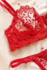 Ask Lıngerıe Arona Düz Mavi Çiçek Nakış Işlemeli Dantelli Balenli Bralet Takım KIRMIZI - 75B