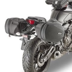 GIVI TE2140 YAMAHA MT-07 (18-24) YAN KUMAŞ ÇANTA TAŞIYICI