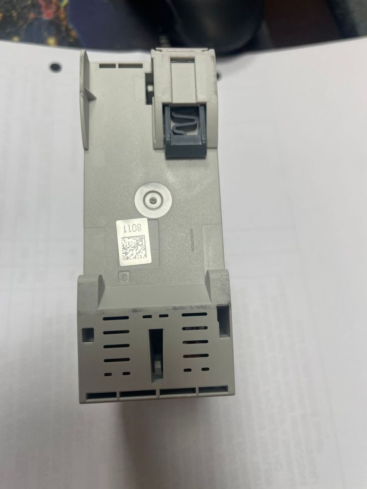 SIEMENS 5SV4111-0 1X16A 10MA 1F+N TİP-AC KAÇAK AKIM RÖLESİ