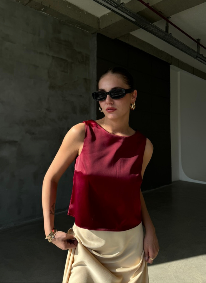BORDO SATEN HALTER YAKA BLUZ