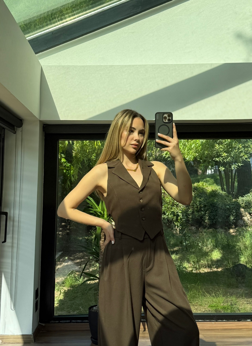 KAHVE CUT OUT YELEK