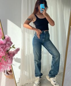 STRAIGHT JEANS