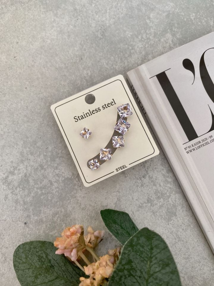 Gold Çerçeve Çelik Set Küpe