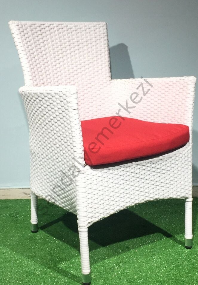 EL ÖRGÜSÜ RATTAN SANDALYE GULCA BEYAZ