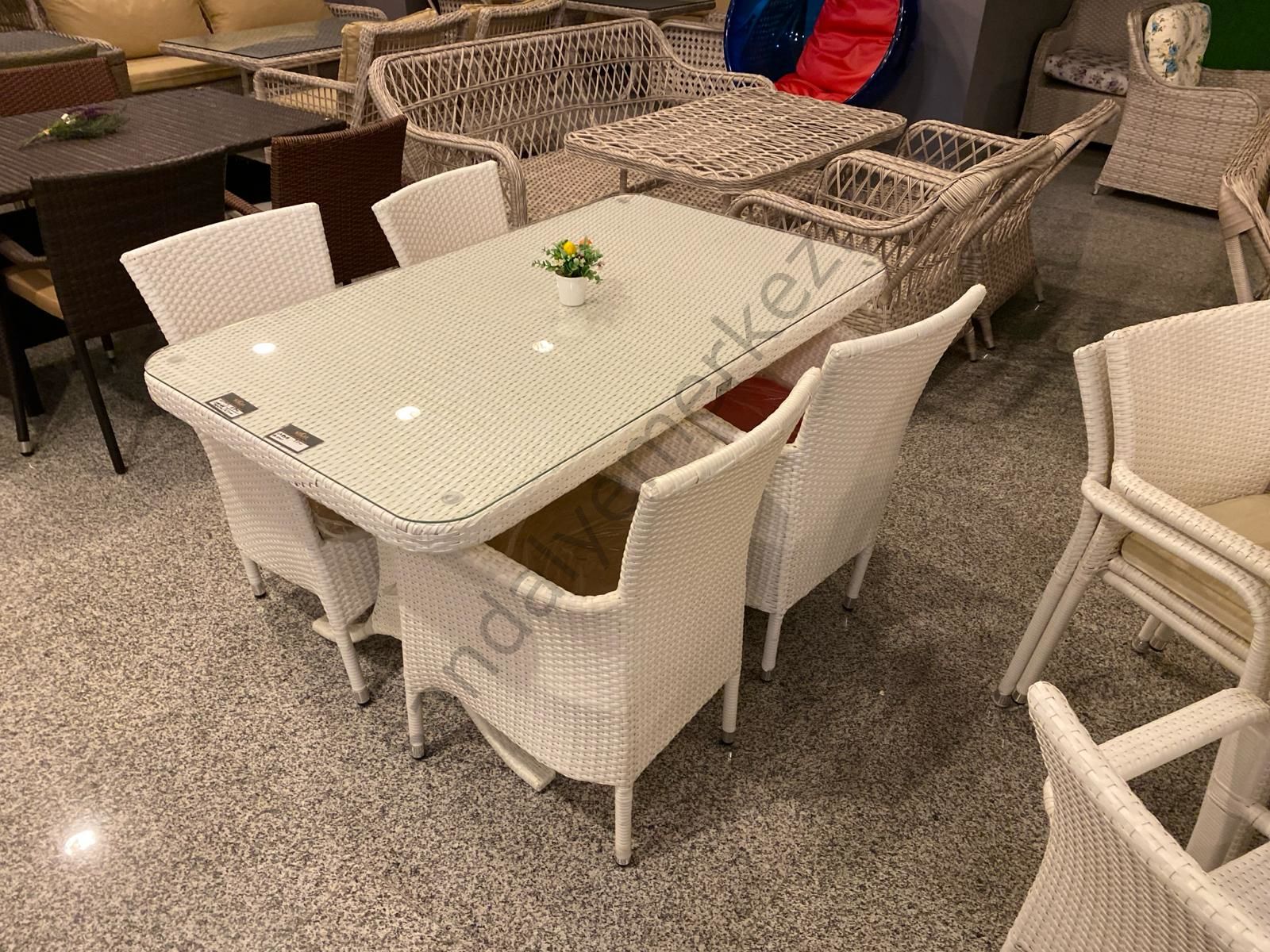 EL ÖRGÜSÜ 4 KİŞİLİK RATTAN MASA TAKIMI 80X140cm GULCA