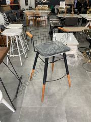 UYGUN METAL BAR SANDALYESİ BR-NHR