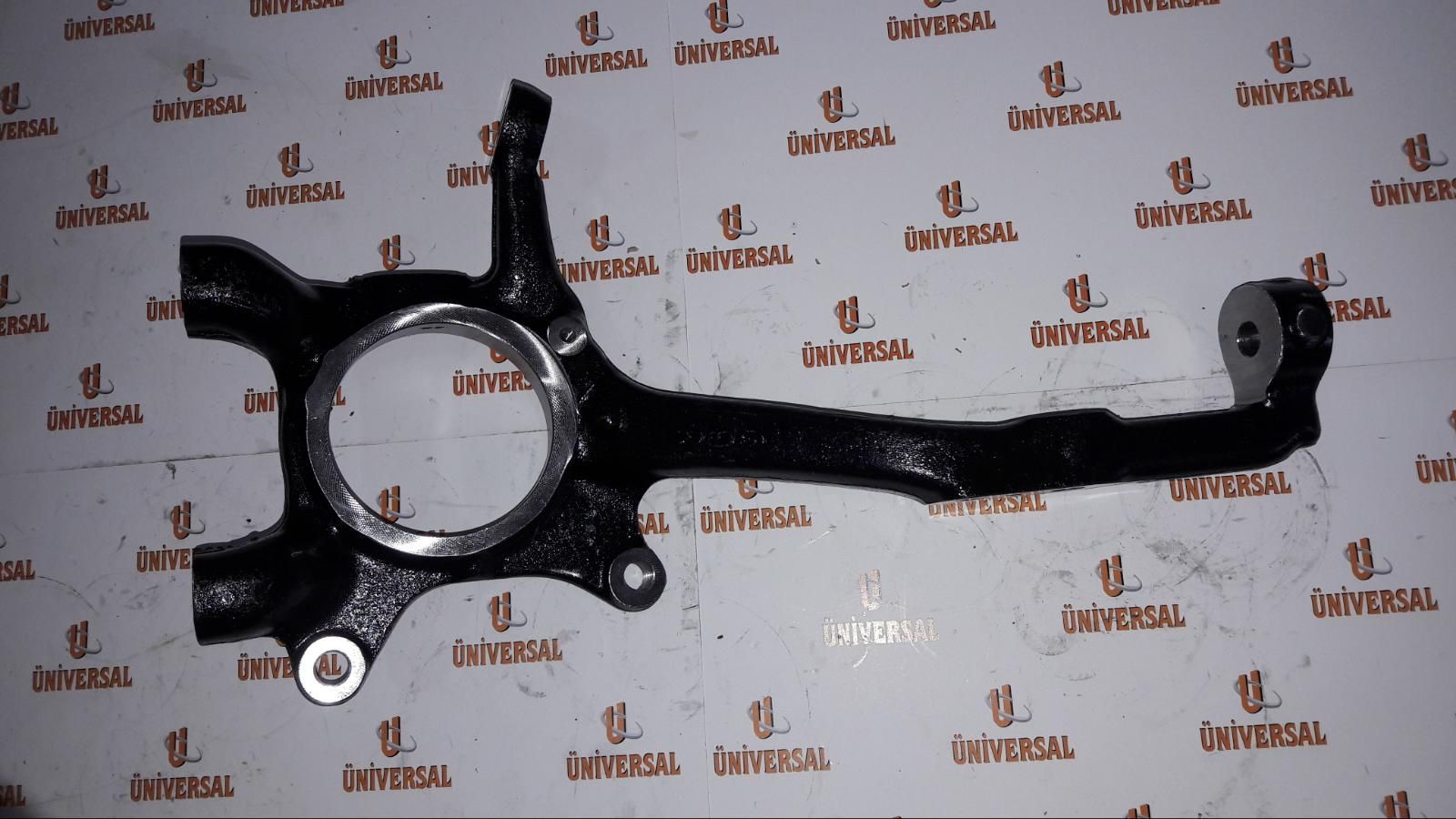 Toyota Taşıyıcı Aks Hılux 15-23 Ön Sağ