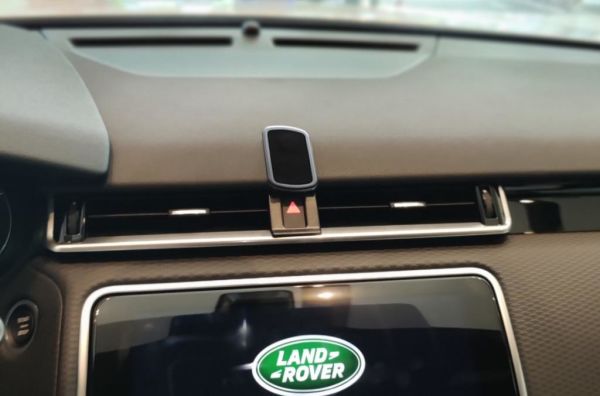 Range Rover Velar 2018 2020 Model için Özel Telefon Tutucu RR3