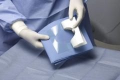 Steril Cerrahi Delikli Örtü 45x60 cm