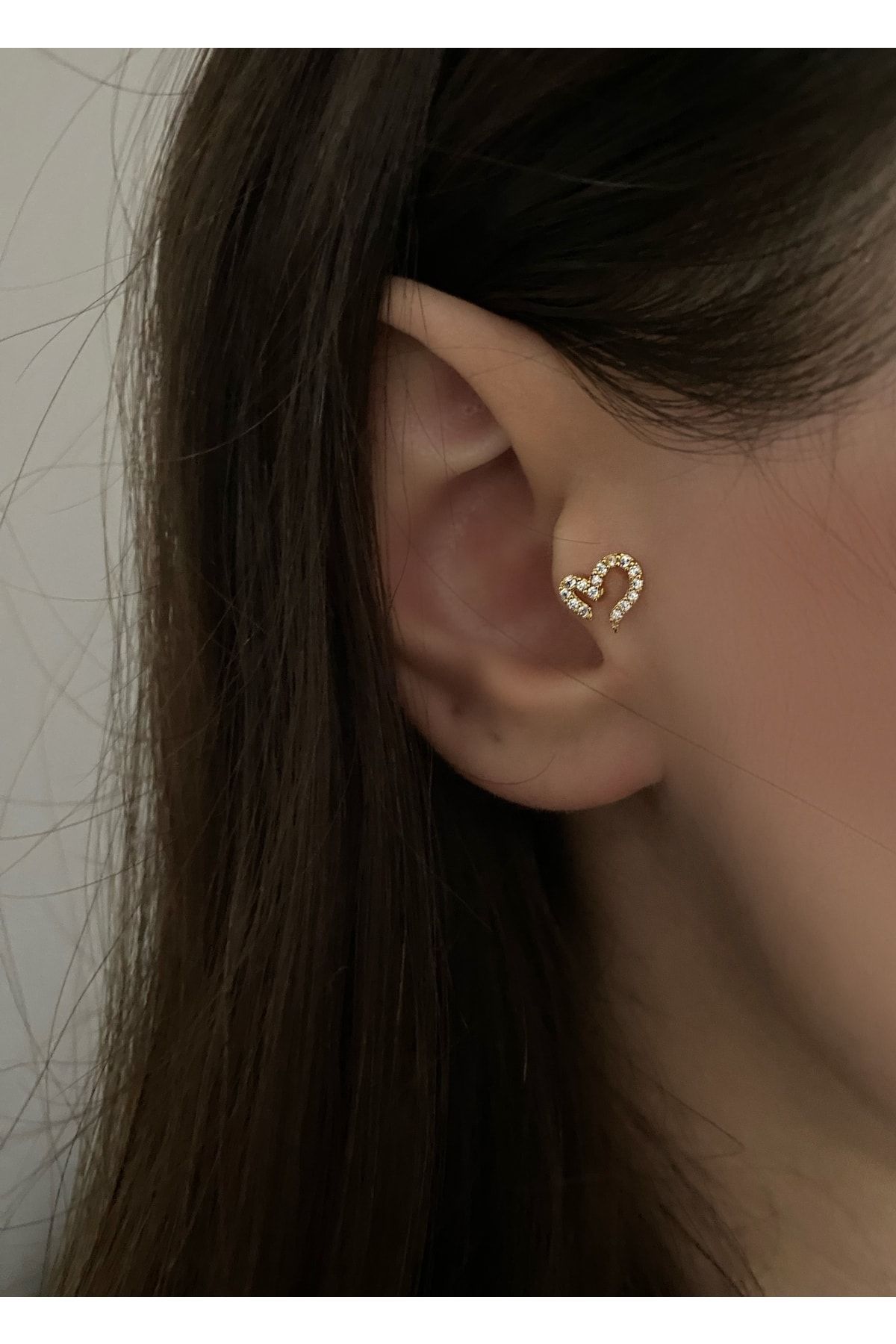 Kadın Gold Renkli Kırık Kalp Piercing Tragus