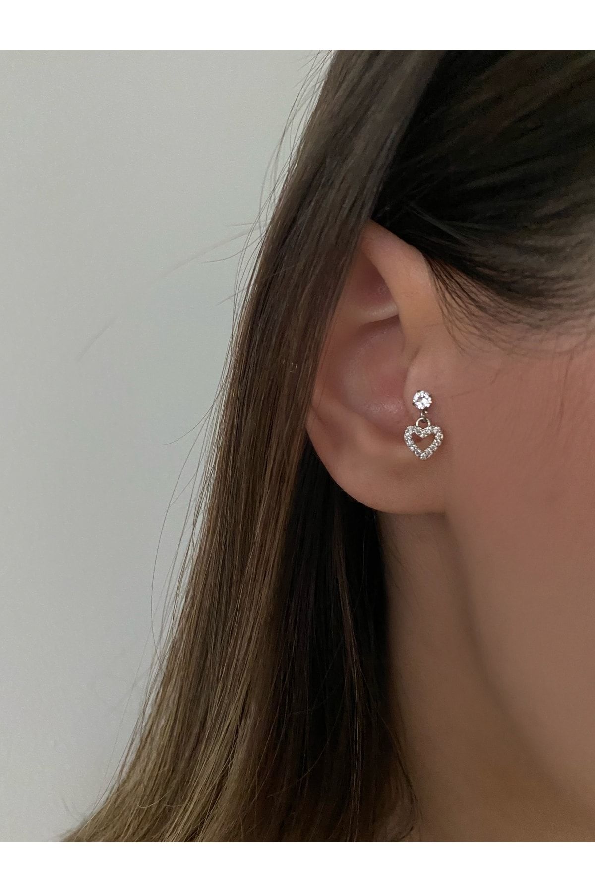 Kadın Cerrahi Çelik Taşlı Sallantılı Kalp Tragus Piercing Kıkırdak