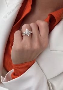 6,40 Karat mozanit taşlı yüzük -mar04